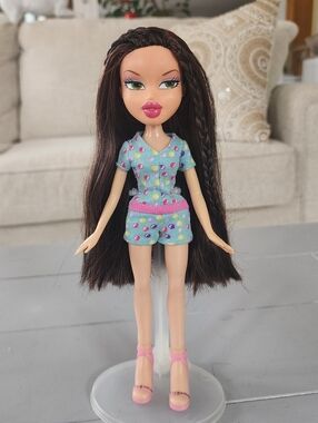MGA Bratz 2008 Genie Magic Katia 2006 Doll RARE!
